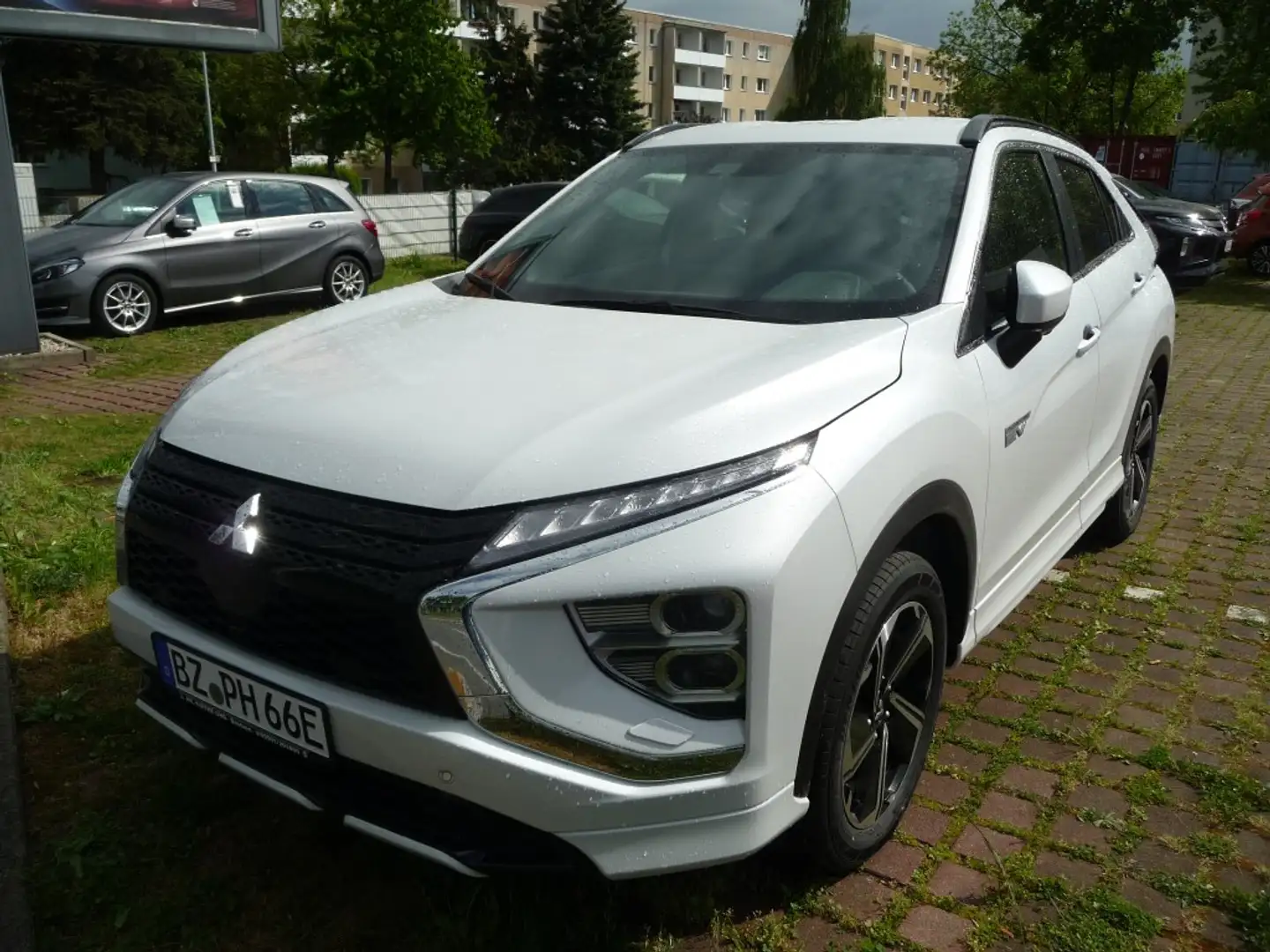 Mitsubishi Eclipse Cross PHEV Select 4WD Blanc - 1