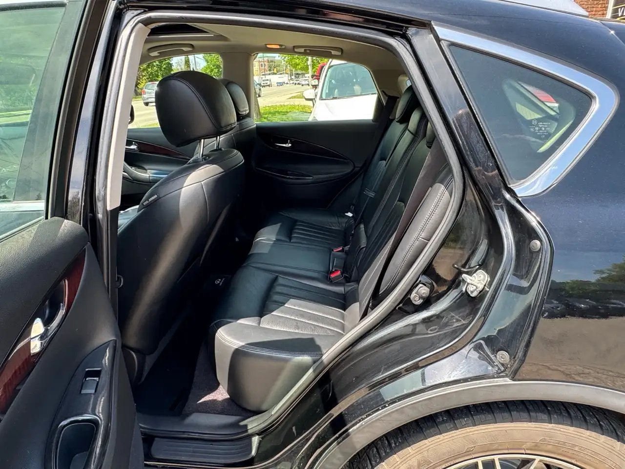 Infiniti QX50 снимка Infiniti QX50