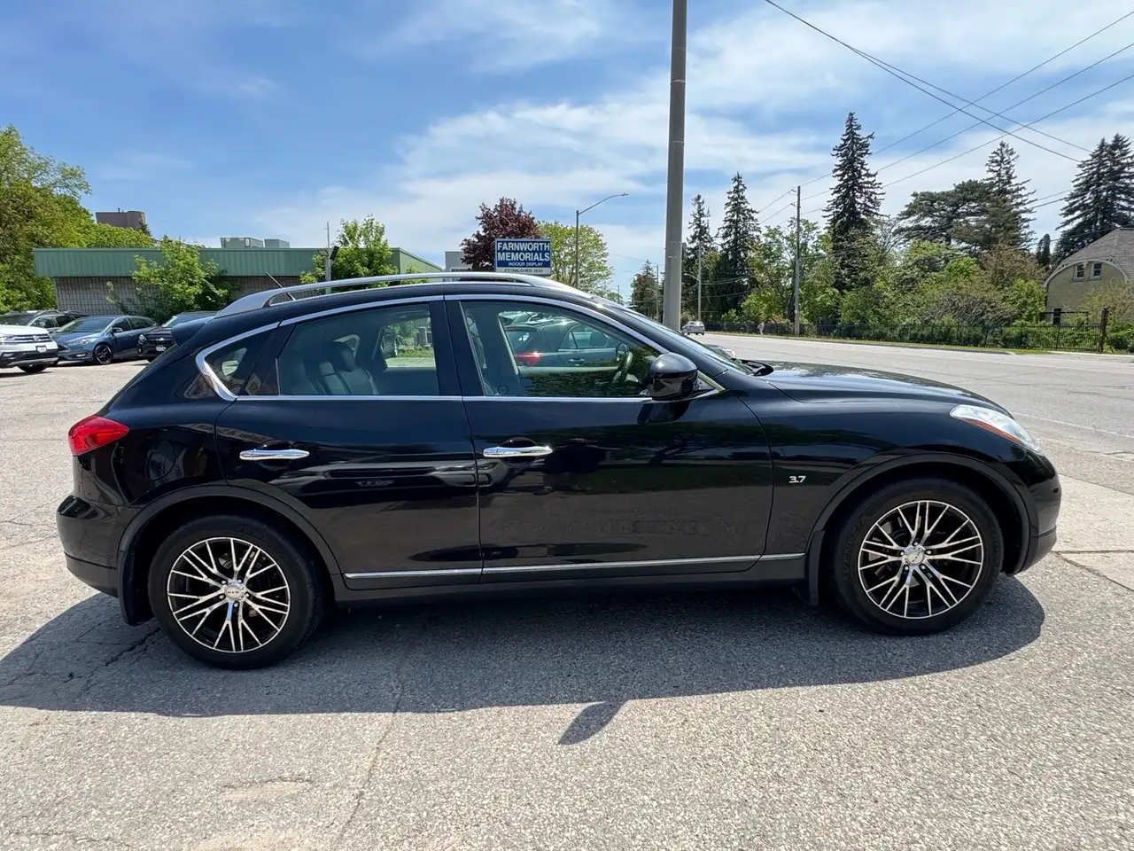 Infiniti QX50 снимка Infiniti QX50