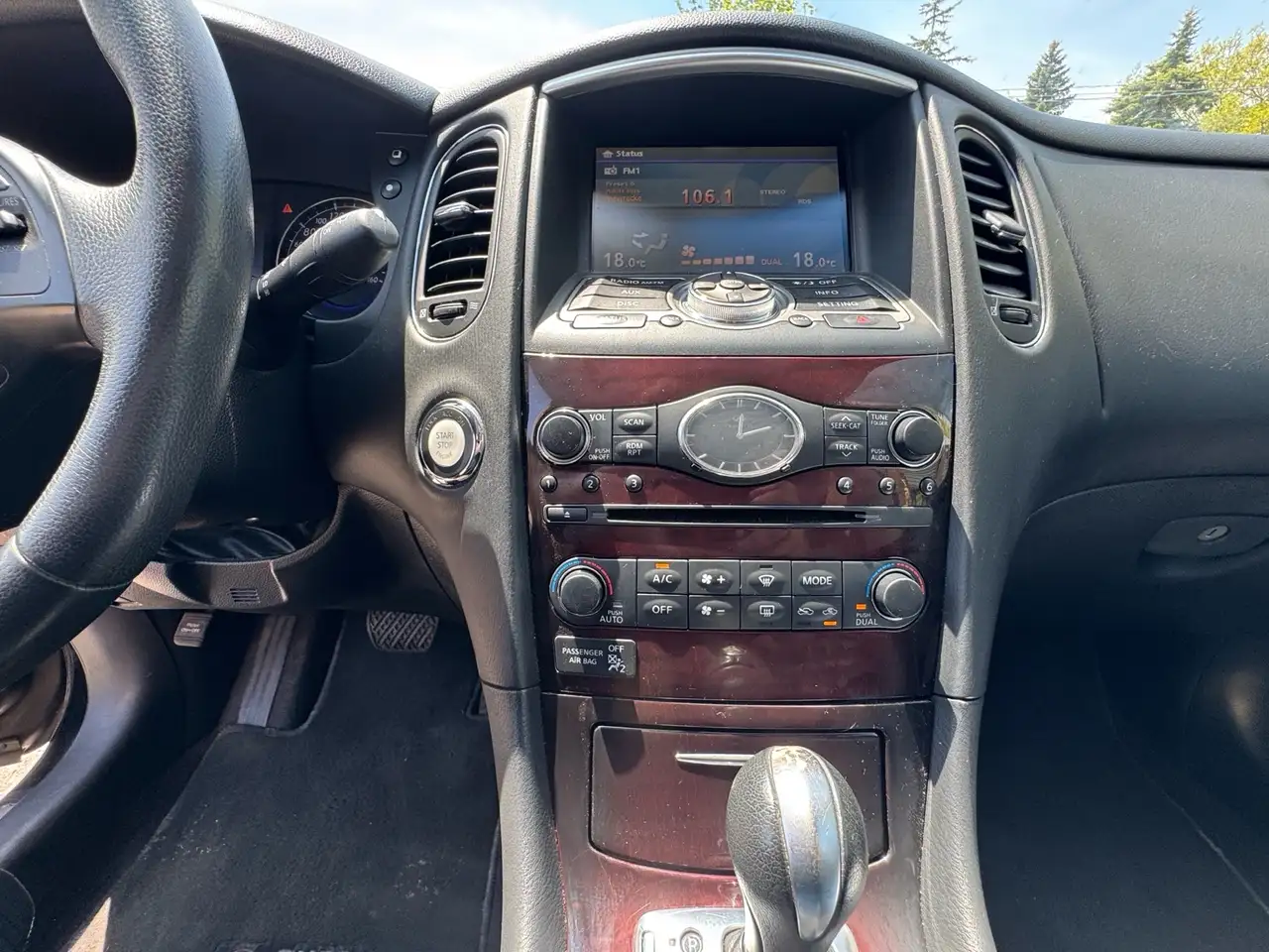 Infiniti QX50 снимка Infiniti QX50