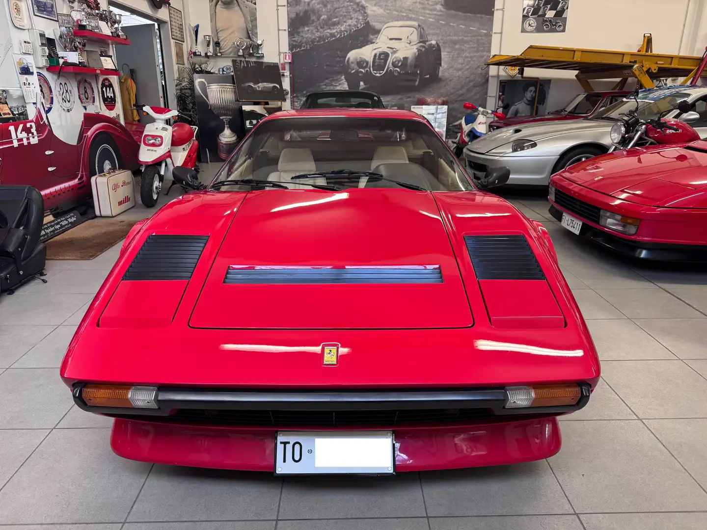 Ferrari 208 208 2.0 turbo GTB 220cv Red - 1