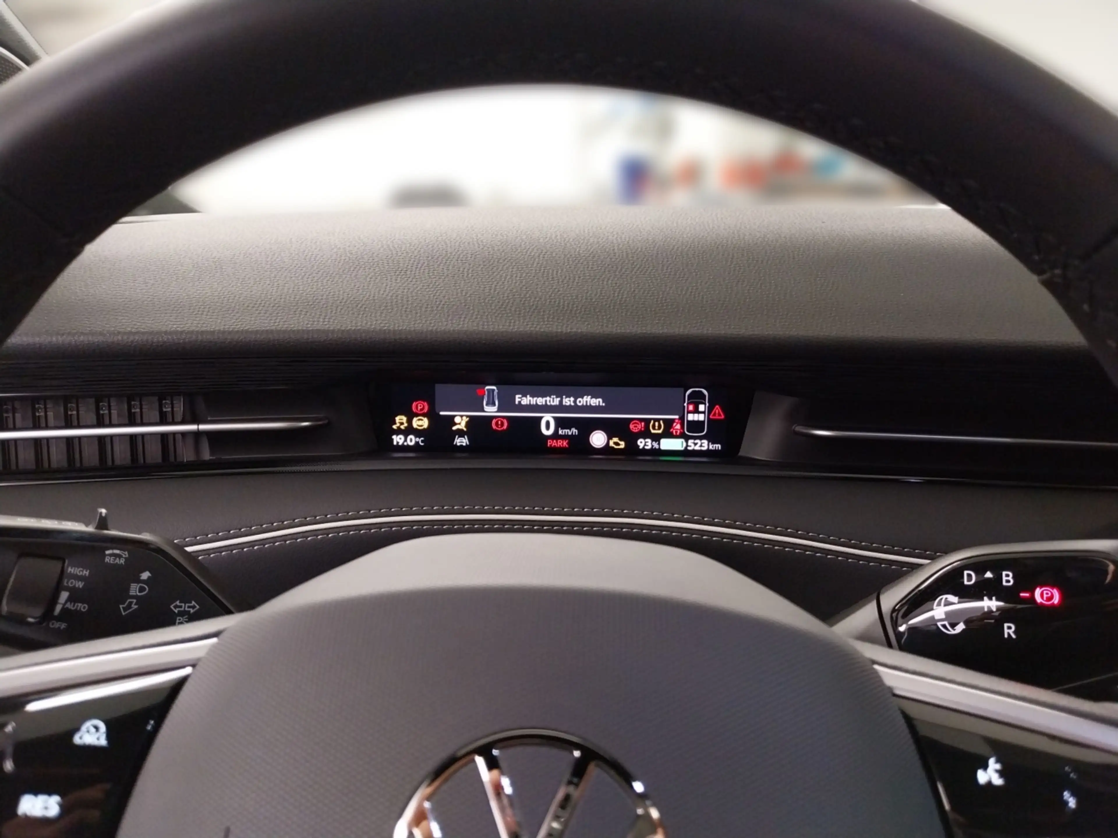 Volkswagen ID.7 Tourer Pro HeadUp AHK Navi LED Kamera PDC Sonderab — photo 5