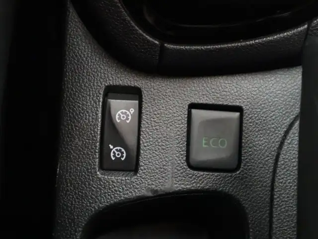 Renault Clio view 13