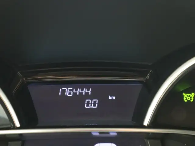 Renault Clio view 26