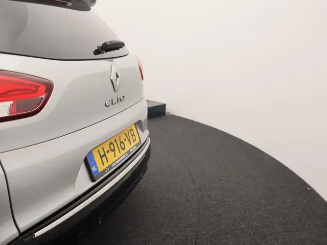 Renault Clio view 5