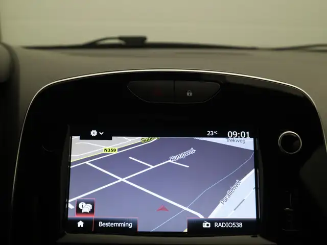 Renault Clio view 11