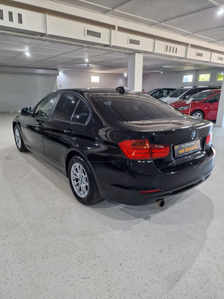 BMW 320 3 Limousine 320 i - Garantie * — photo 8
