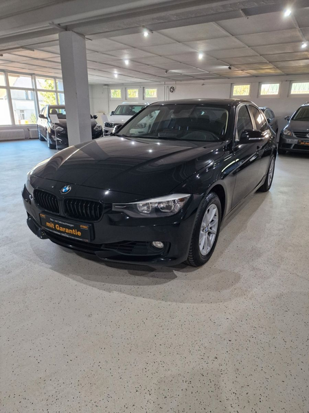 BMW 320 3 Limousine 320 i - Garantie * — photo 2