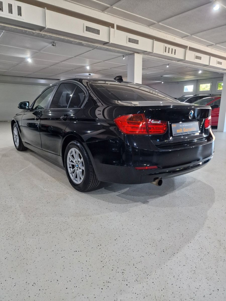 BMW 320 3 Limousine 320 i - Garantie * — photo 9