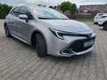 Toyota Corolla 1.8 Hybrid Team Deutschland Silber - thumbnail 2