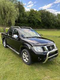 Double Cab LE 2,5 dCi 4x4 DPF Aut.