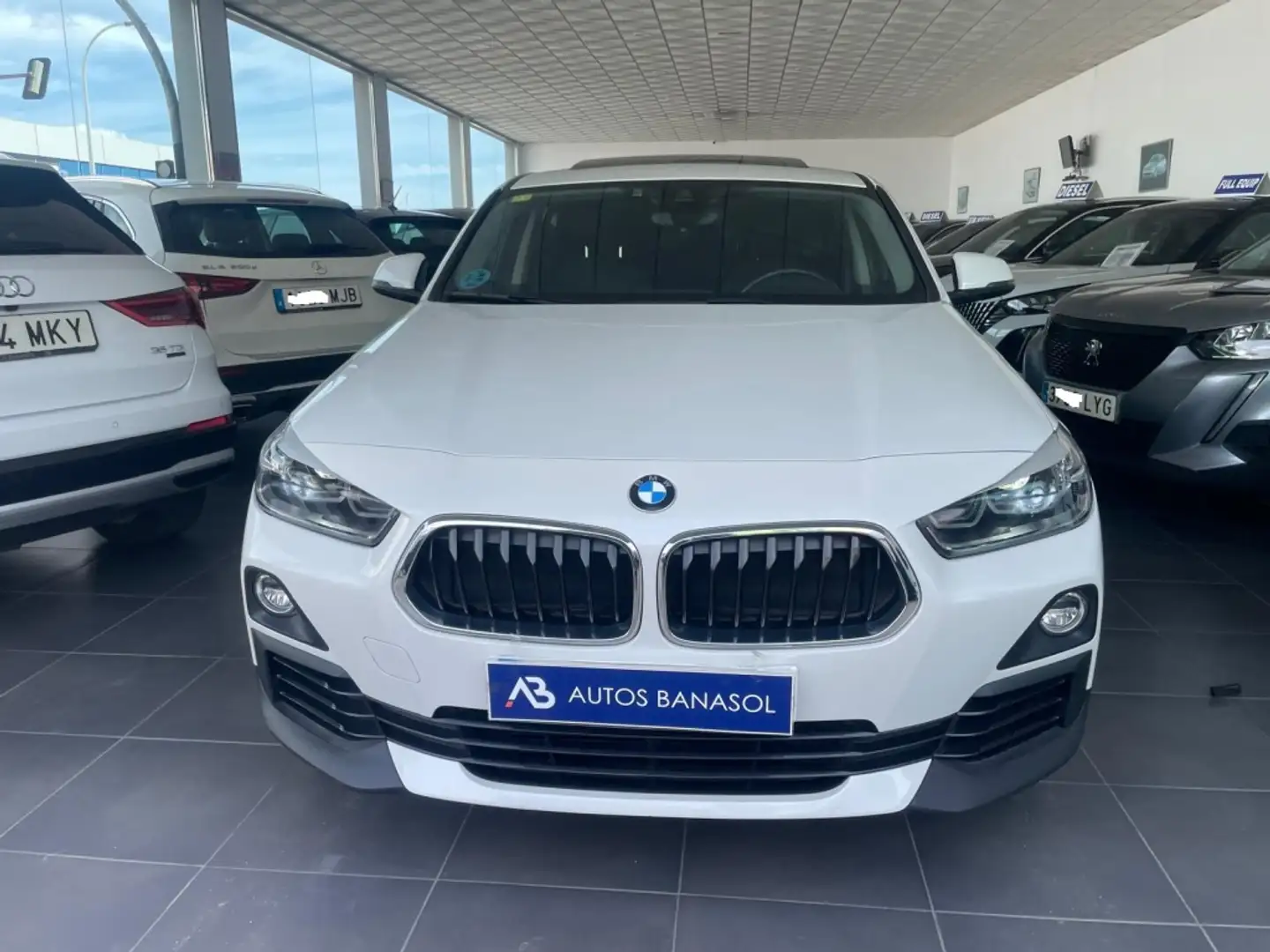 BMW X2 sDrive 18iA Blanco - 1
