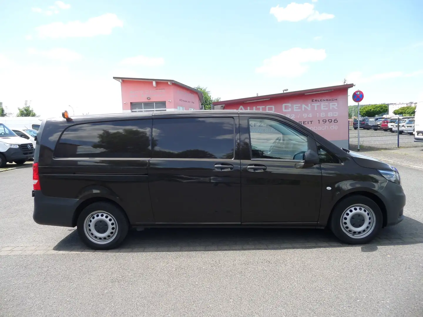 Mercedes-Benz Vito 116 cdi Extralang+REGALE+Standh+AHK+Cam+Klima+Navi Braun - 1