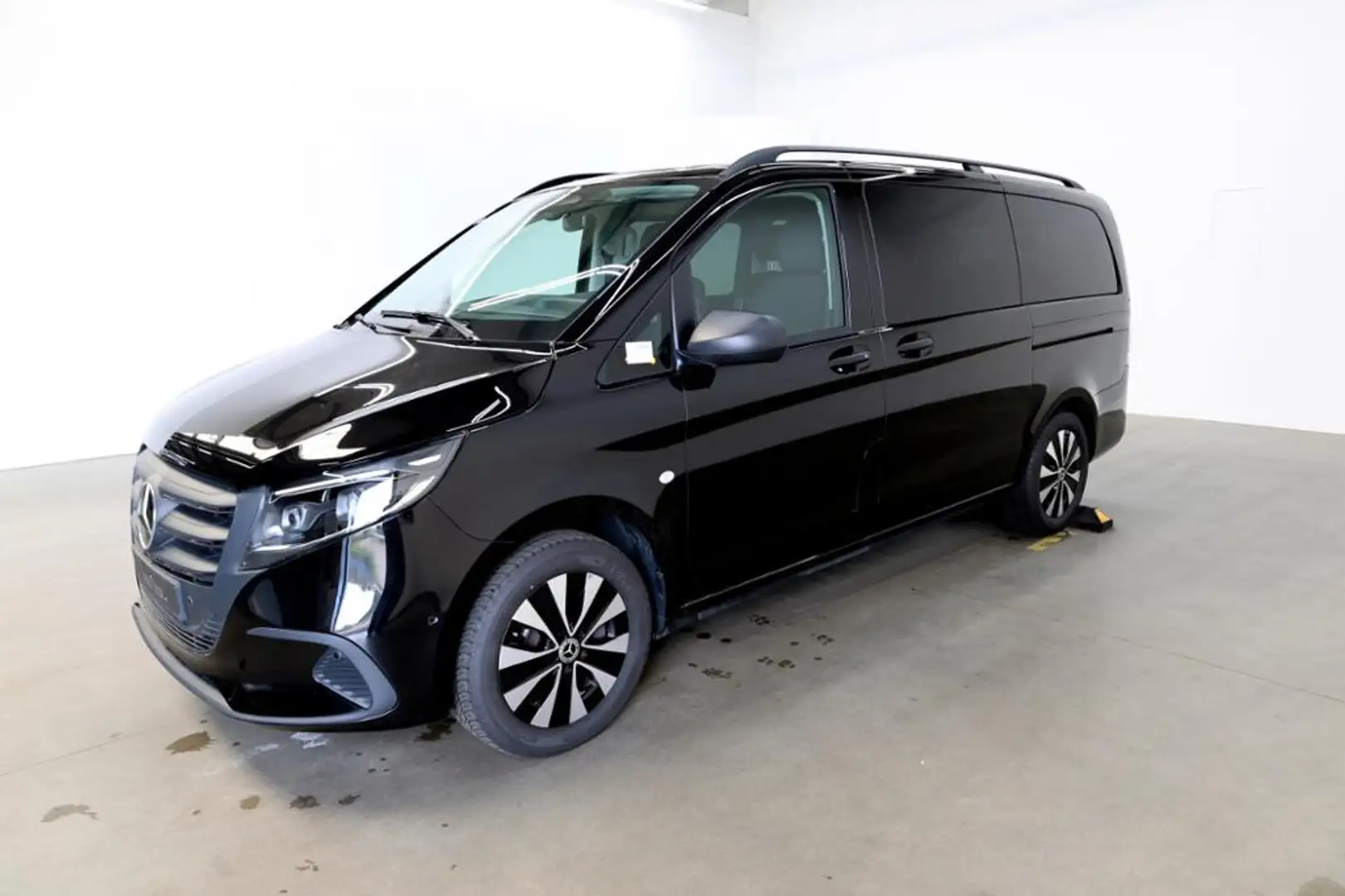 Mercedes-Benz Vito 114 CDI Tourer Pro Edition MultiBeam/AHK Schwarz - 1