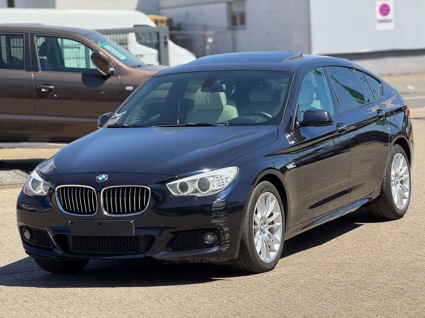 BMW 520 M Sportpaket Voll... Чорний - 1