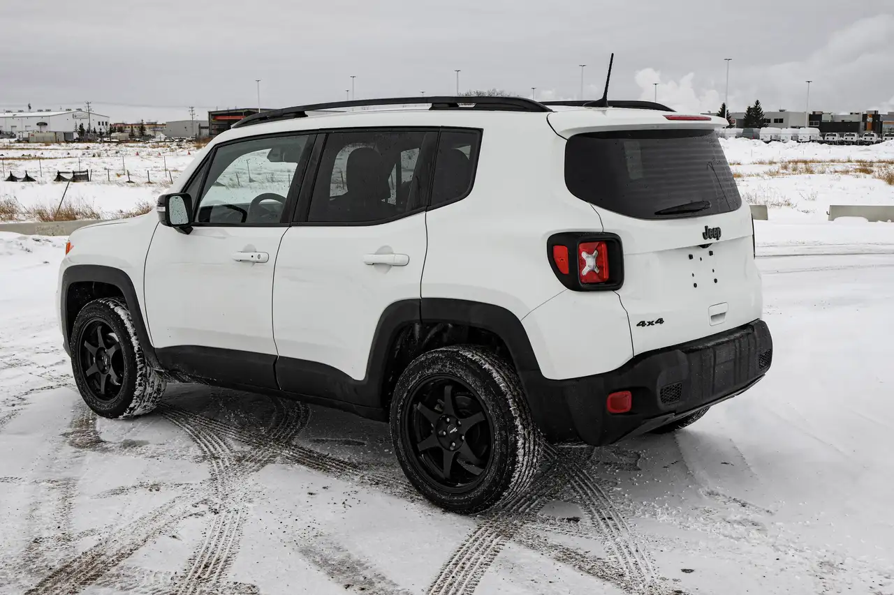 Jeep Renegade снимка Jeep Renegade