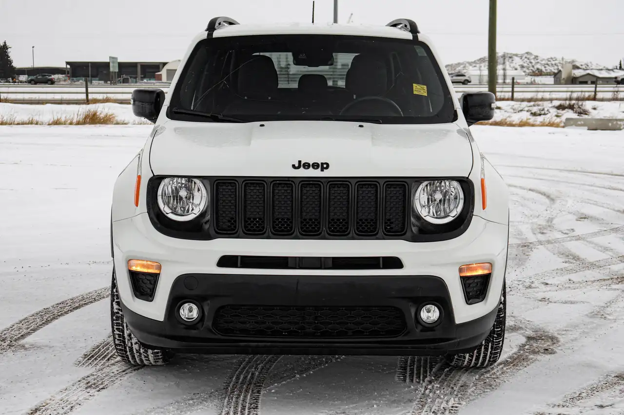 Jeep Renegade снимка Jeep Renegade