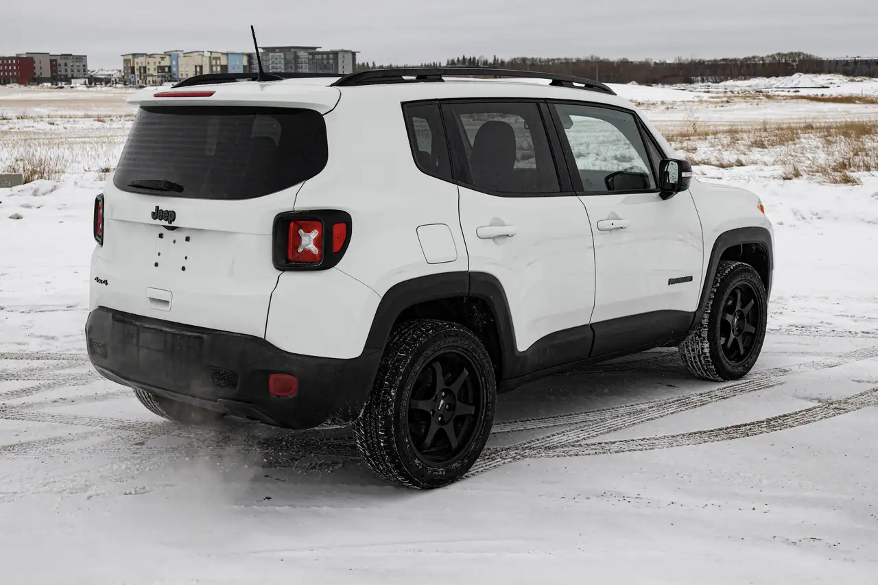 Jeep Renegade снимка Jeep Renegade