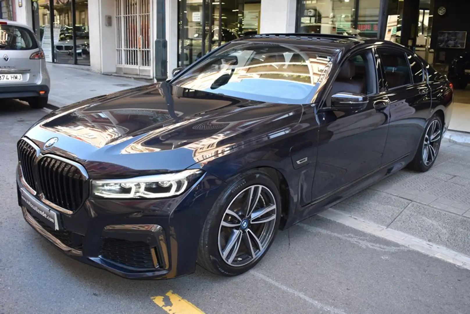 BMW 745 745e Černá - 1