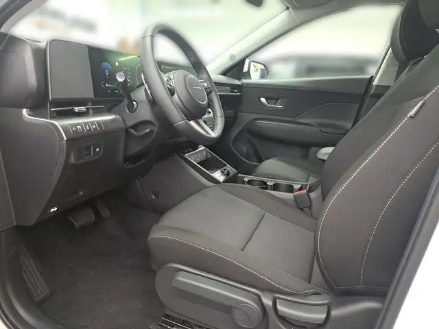 Hyundai Kona view 8