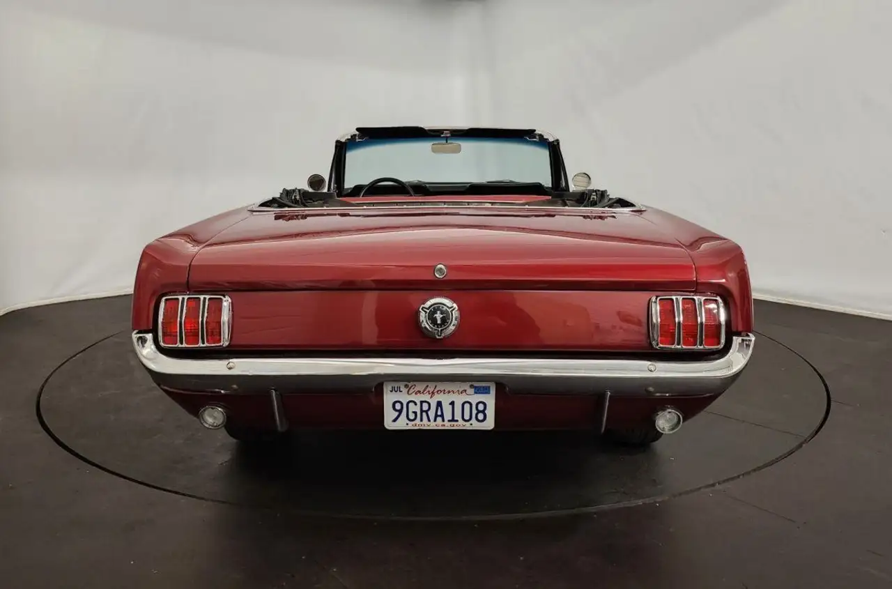 Ford Mustang cabriolet, foto 9