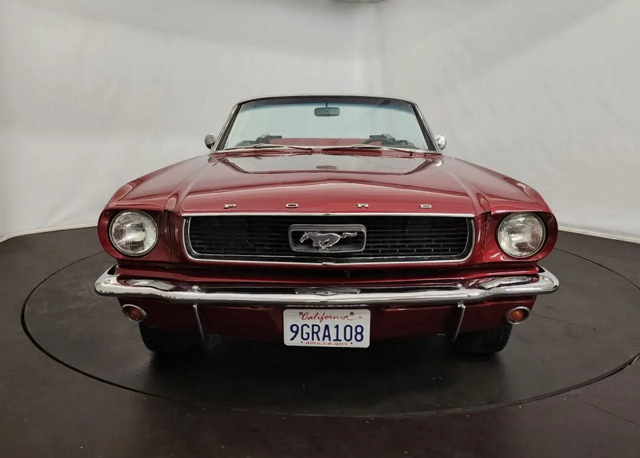 Ford Mustang cabriolet, foto 6