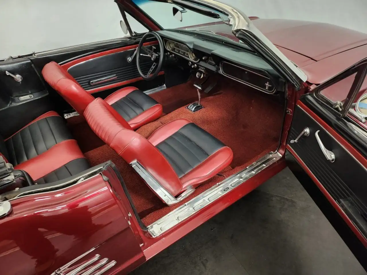 Ford Mustang cabriolet, foto 5
