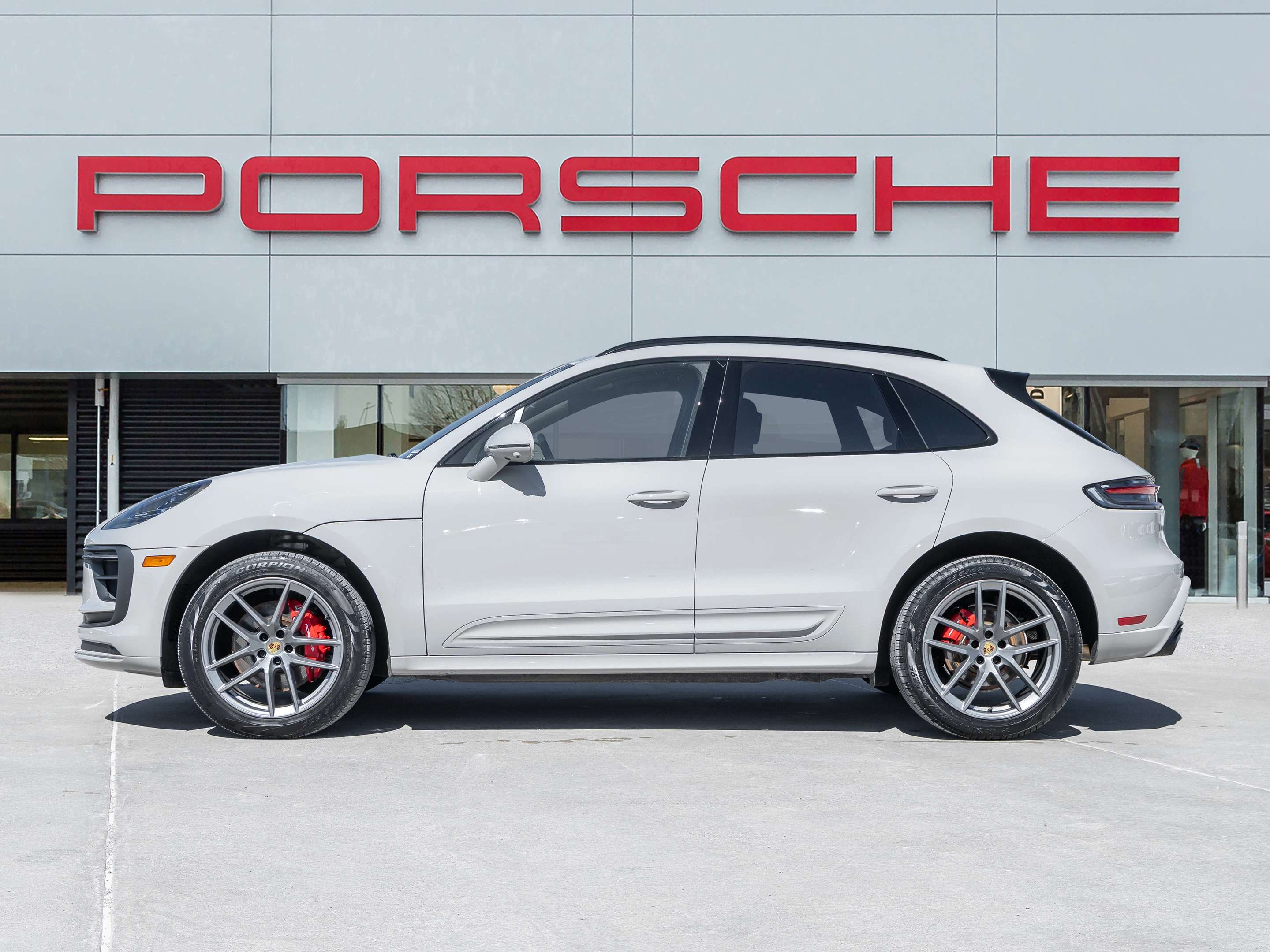 2025 Porsche Macan S | 2 Year Extended Warranty & Winter Tire Package alt 2