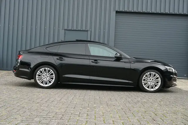 Audi A5 view 8