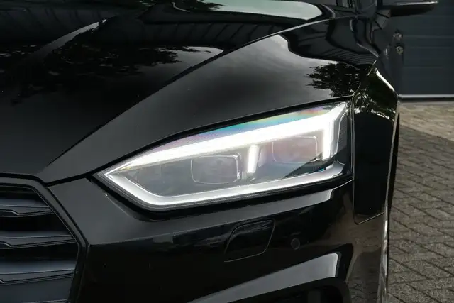 Audi A5 view 9
