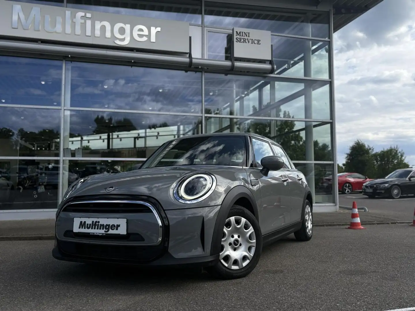 MINI One Essential Trim Navi Kamera LED DrivAss.DAB Grigio - 2