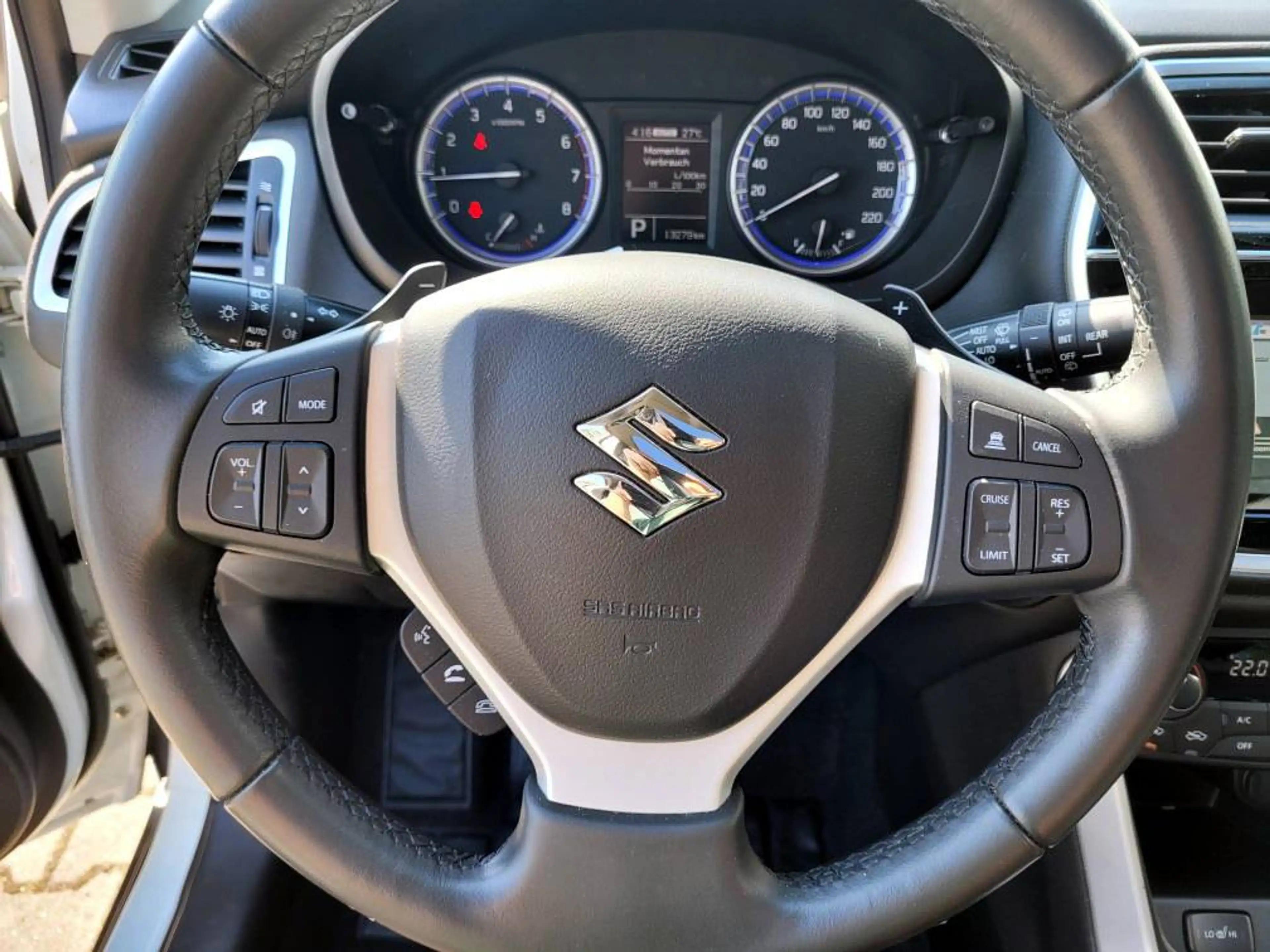 Suzuki SX4 S-Cross S-Cross 1.4 Turbo Allrad Automatic Comfort+ — photo 9