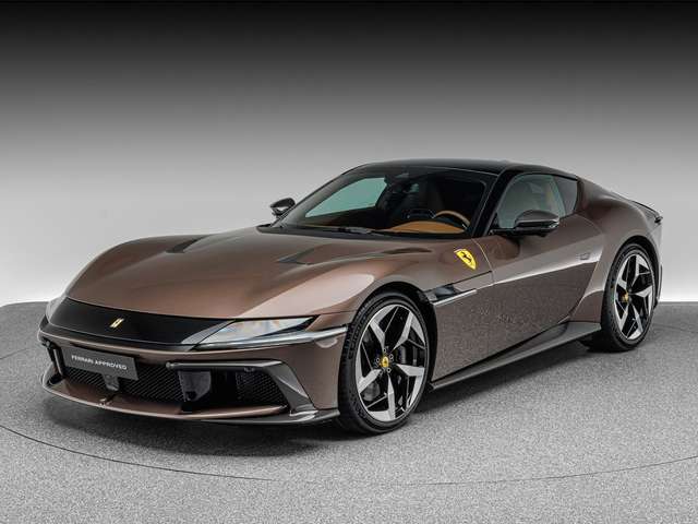 Imagine Ferrari 12 Cilindri 12Cilindri