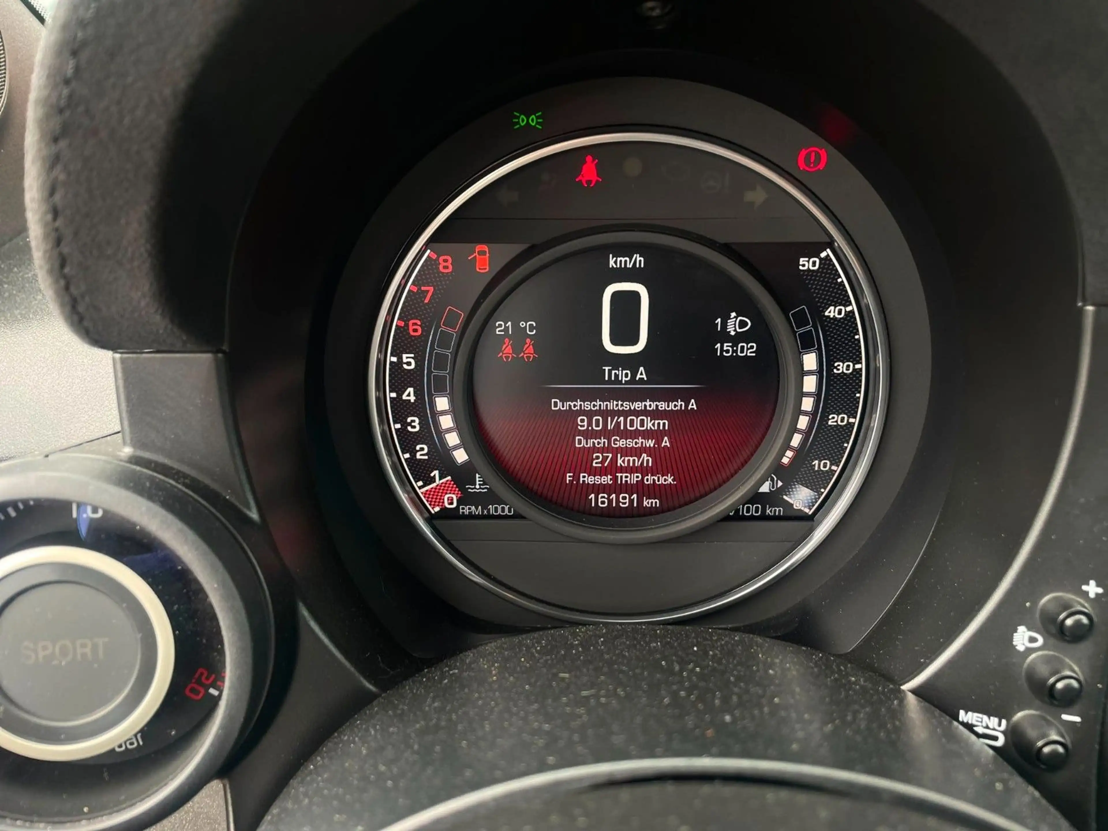 Abarth 695C *Schalensitze*adap. Dämpfer*Carbonlenkrad* — photo 11