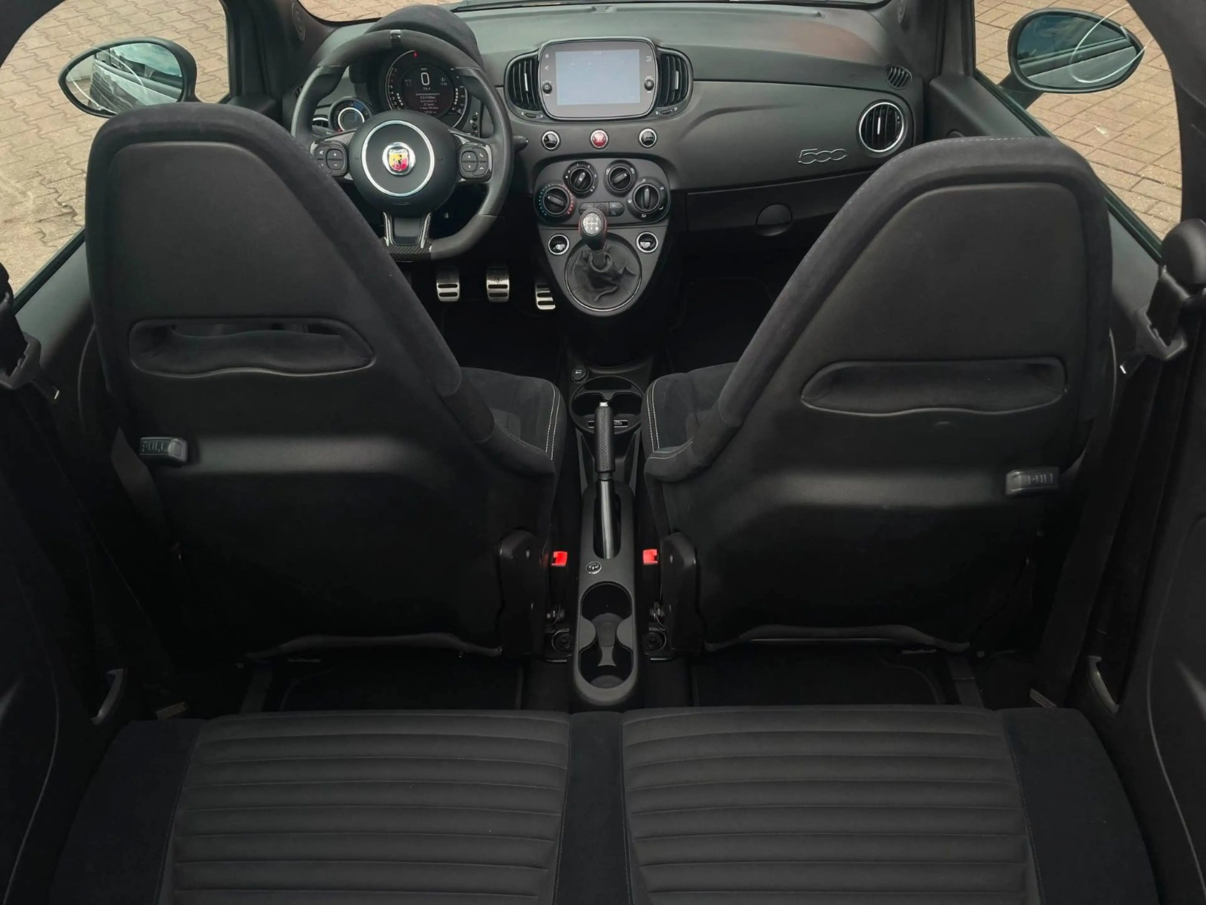 Abarth 695C *Schalensitze*adap. Dämpfer*Carbonlenkrad* — photo 15