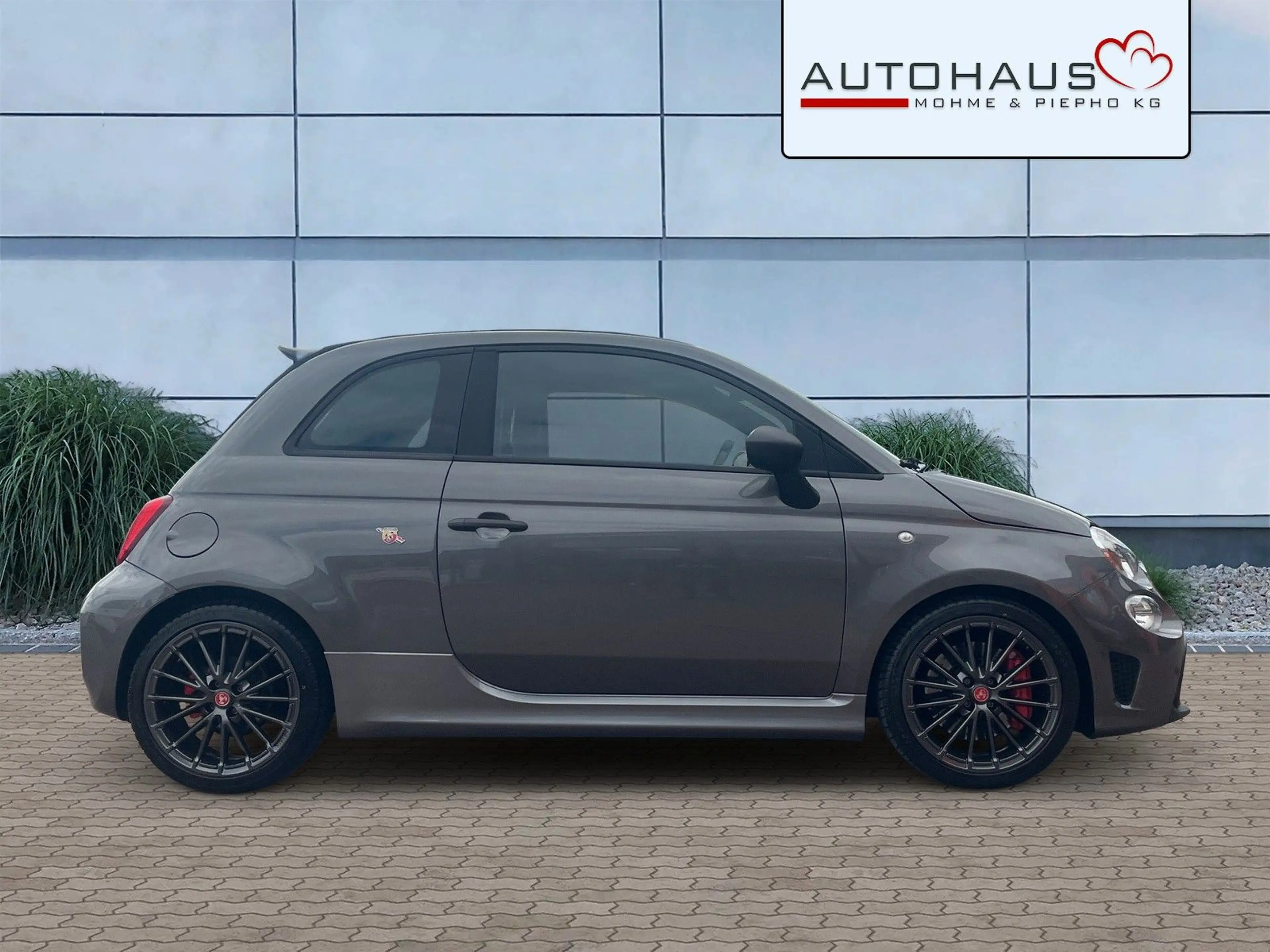 Abarth 695C *Schalensitze*adap. Dämpfer*Carbonlenkrad* — photo 5