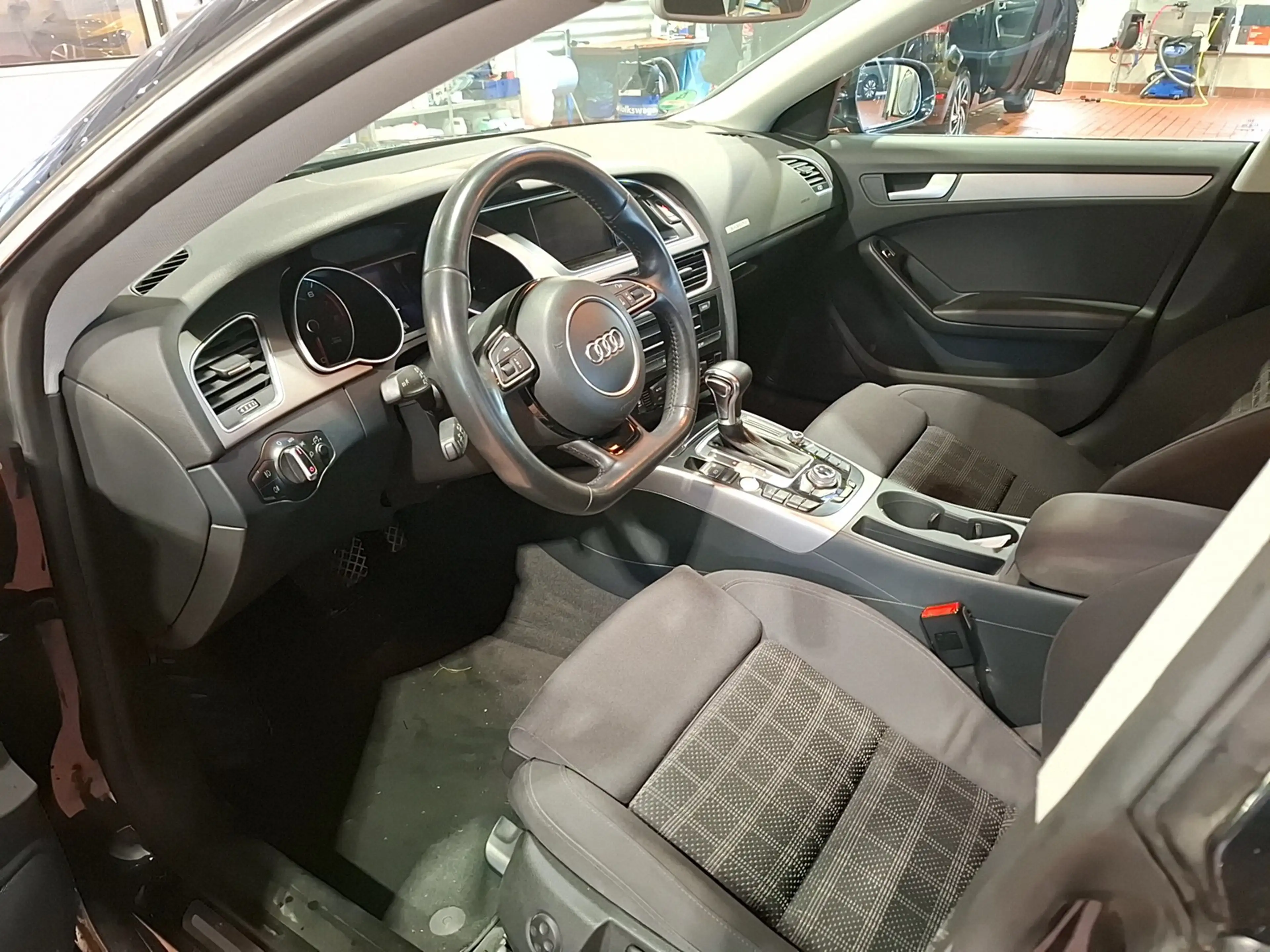 Audi A5 Sportback TFSI quattro NAVI AHK SH — photo 9