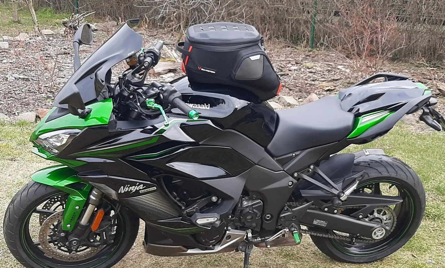 Kawasaki Ninja 1000SX Vert - 2
