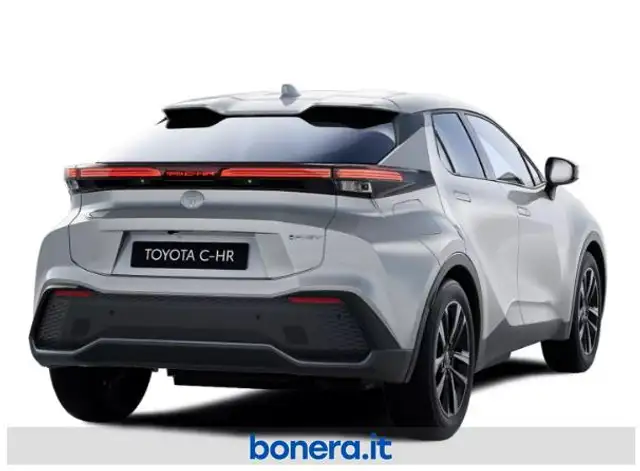 Toyota C-HR view 3