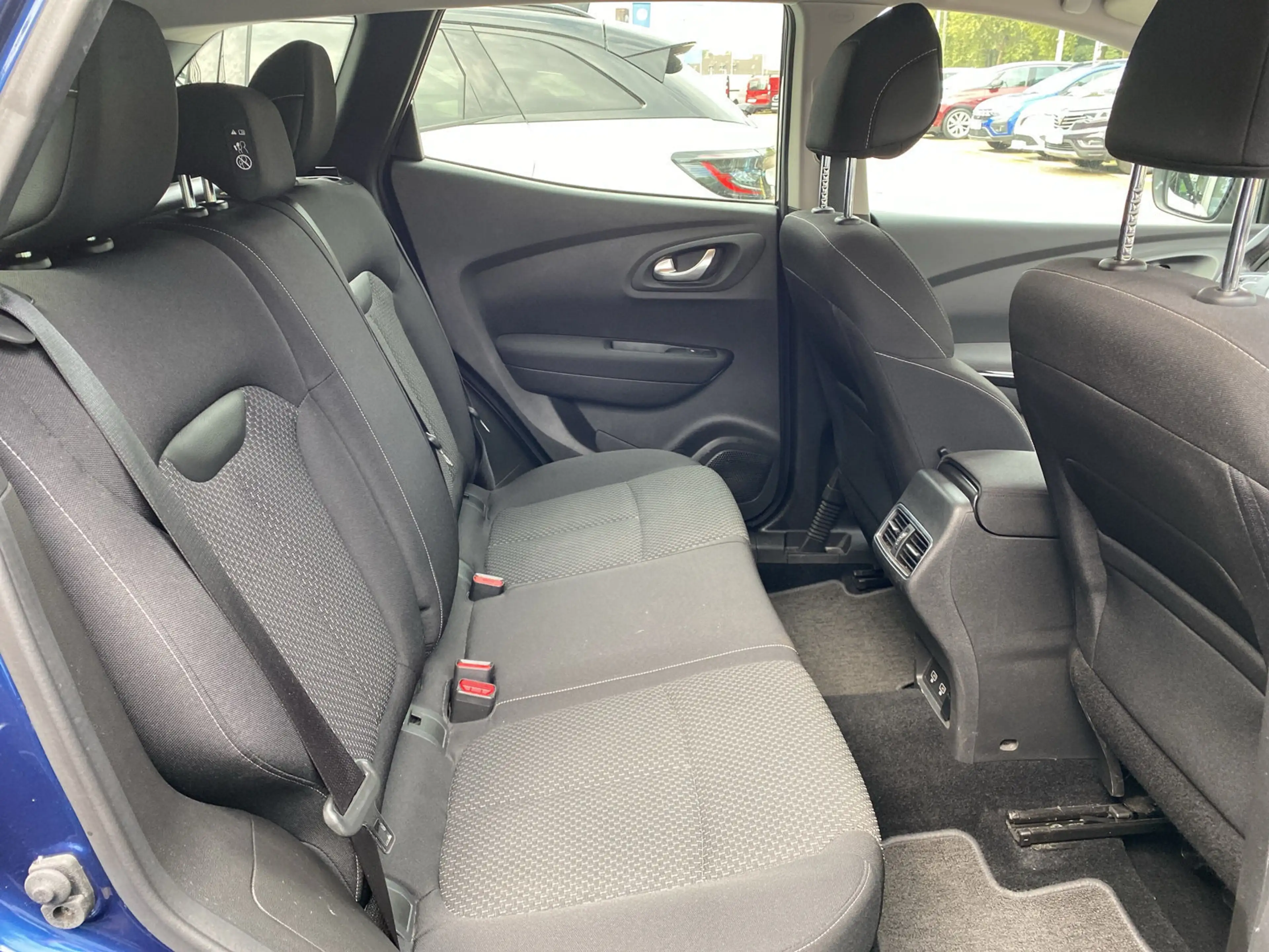 Renault Kadjar BUSINESS Edition BLUE dCi 115 360°PDC — photo 12