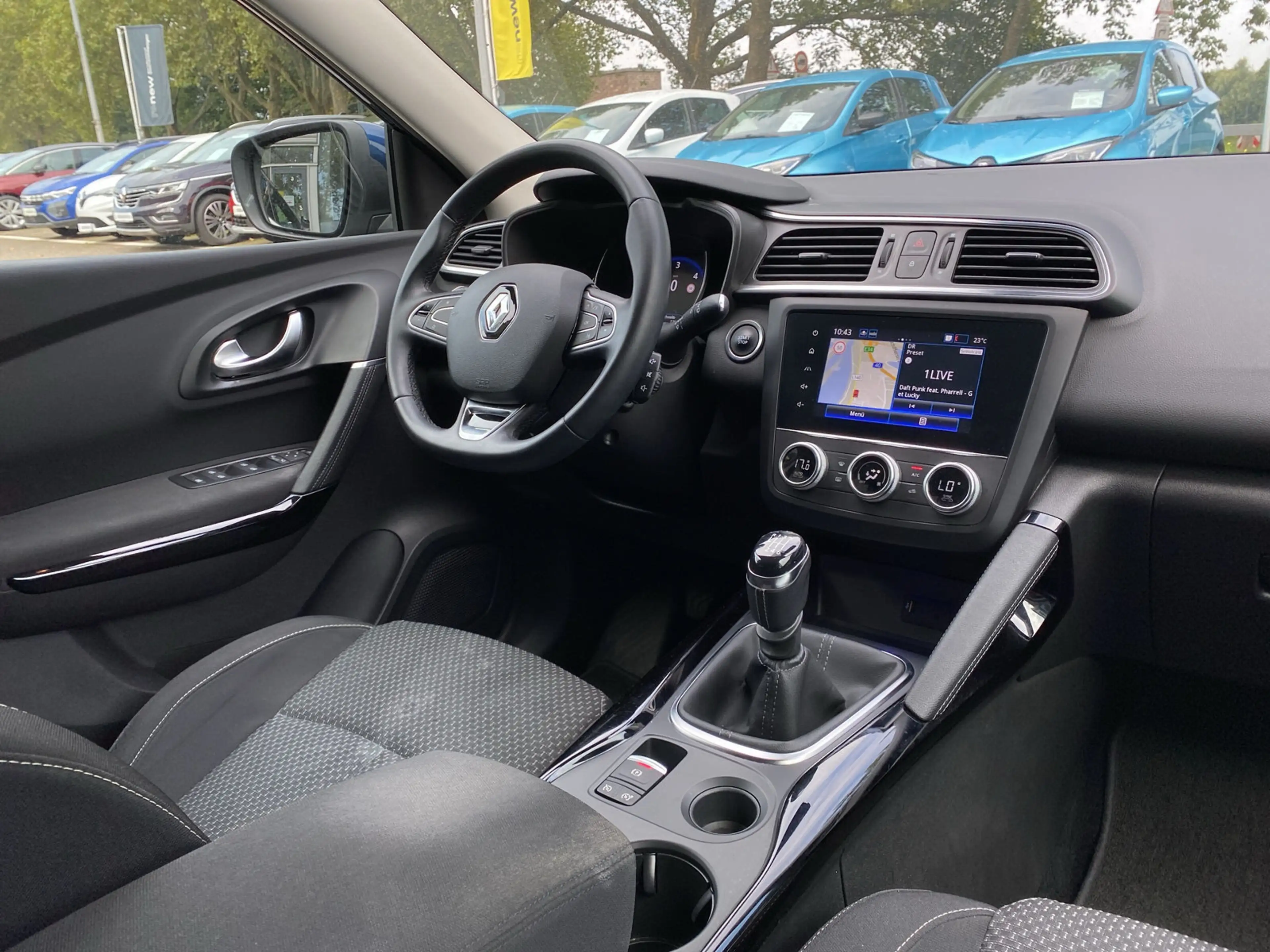 Renault Kadjar BUSINESS Edition BLUE dCi 115 360°PDC — photo 9