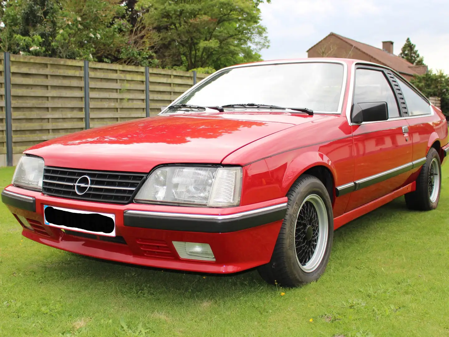 Opel Monza coupe Rot - 1