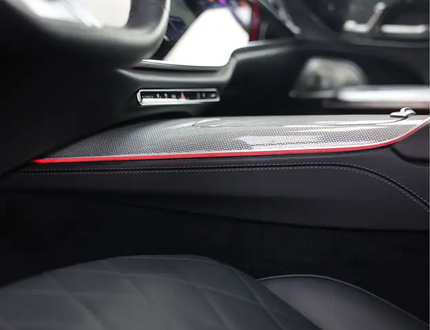 Mercedes-Benz E-Class view 5