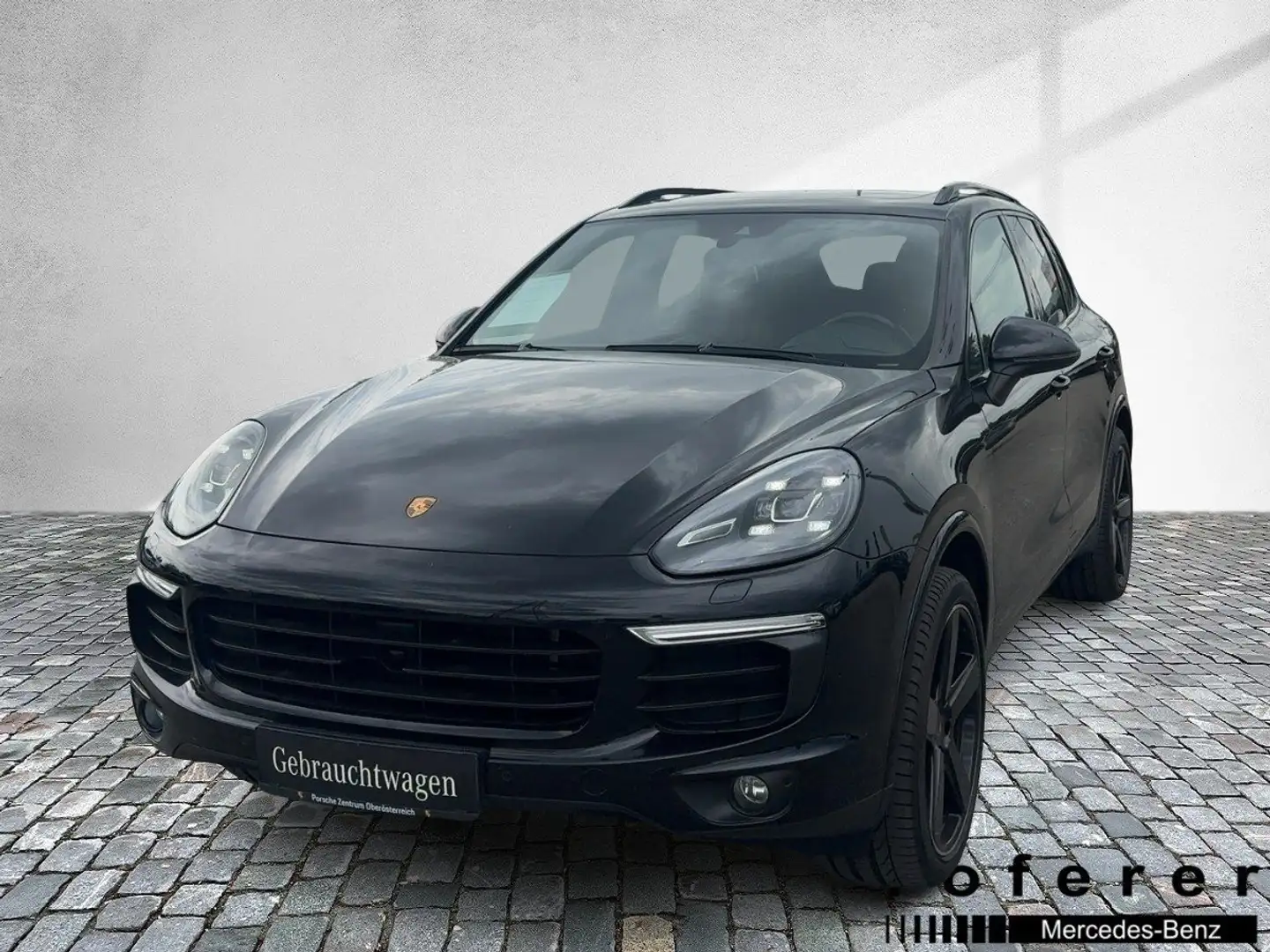 Porsche Cayenne - 1