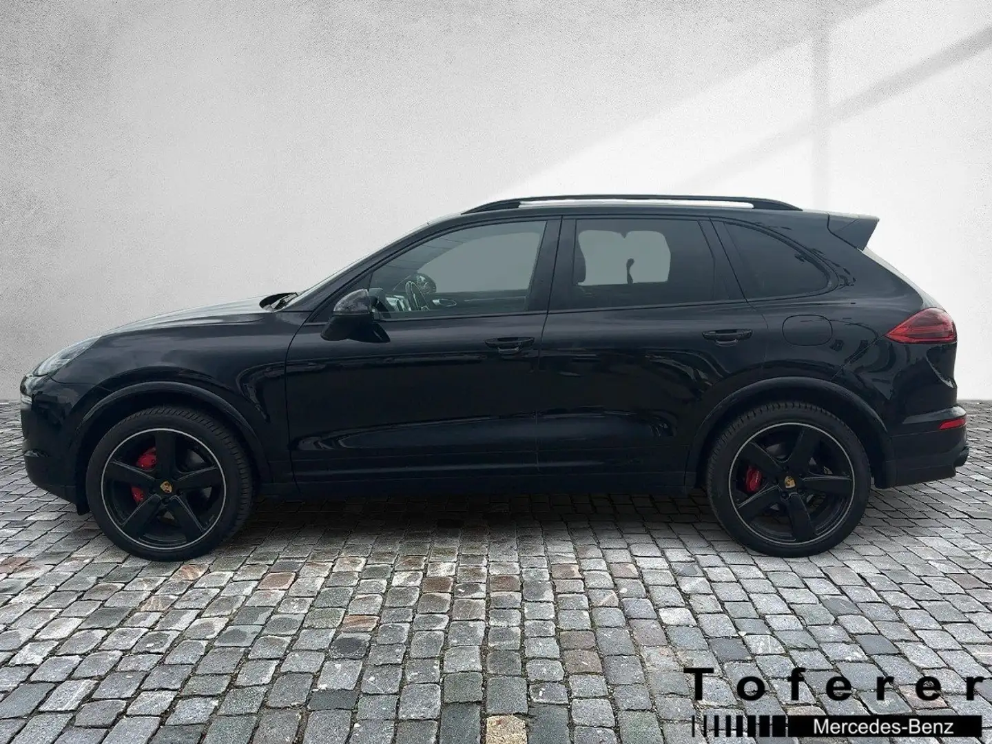 Porsche Cayenne - 2