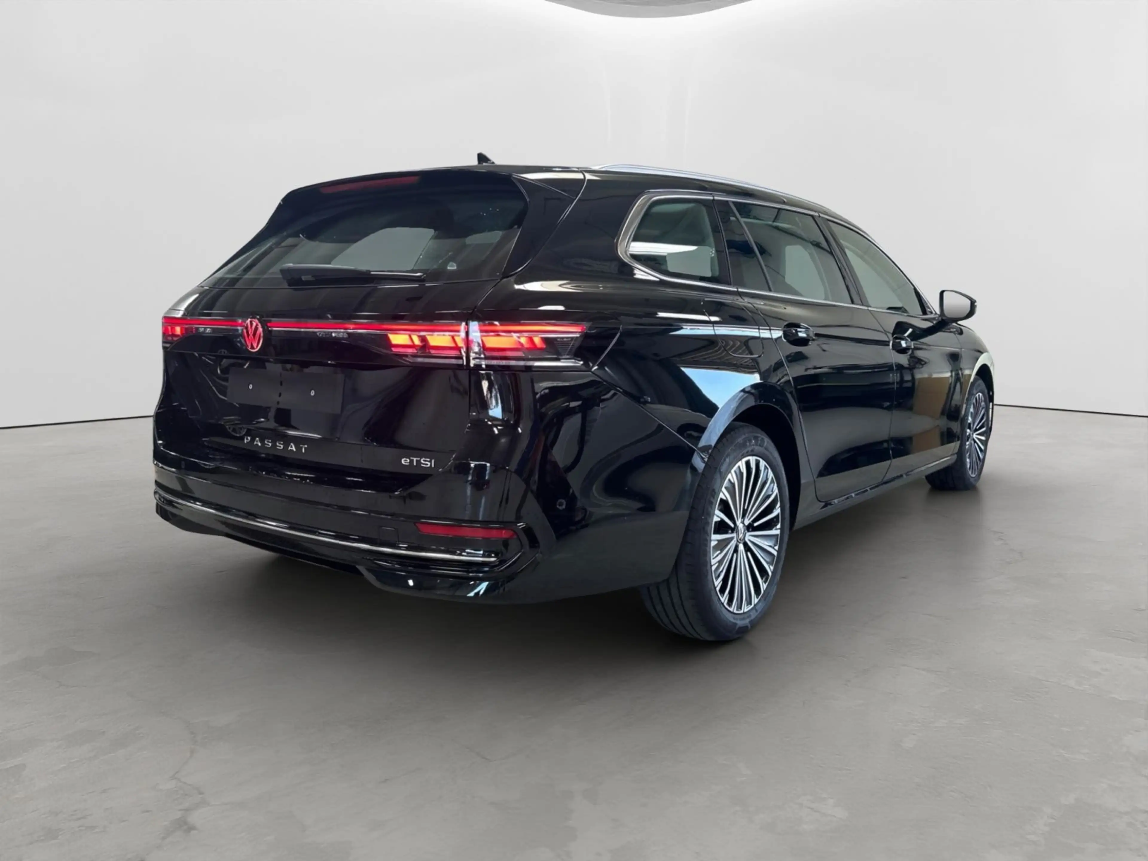 Volkswagen Passat Variant 1.5eTSI DSG Elegance NAVI/IQ/ACC/ — photo 3