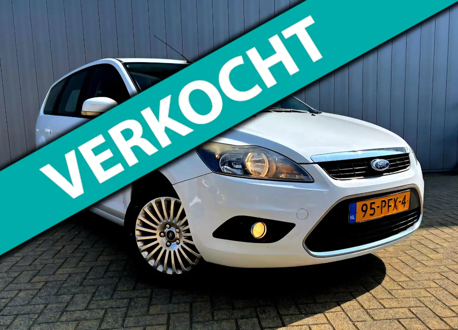 Ford Focus Wagon 1.6 TDCi Limited.Clima.Navi.PDC .NAP Weiß - 1