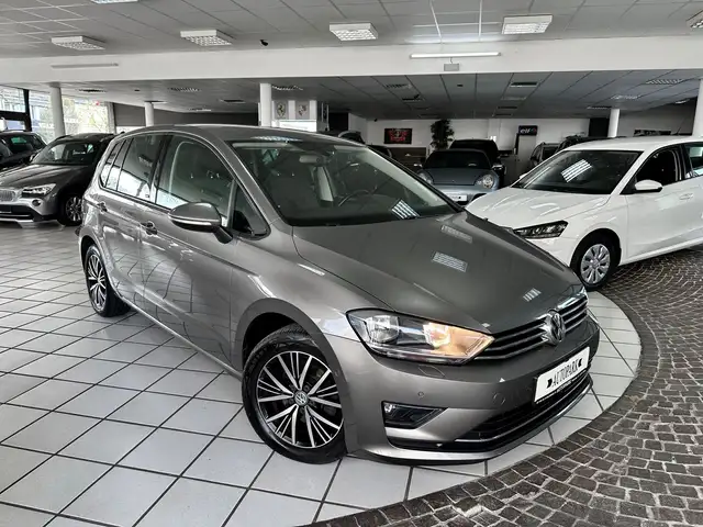 Volkswagen Golf Sportsvan VII 1,4 TSI Allstar ParkAss. 1HD!