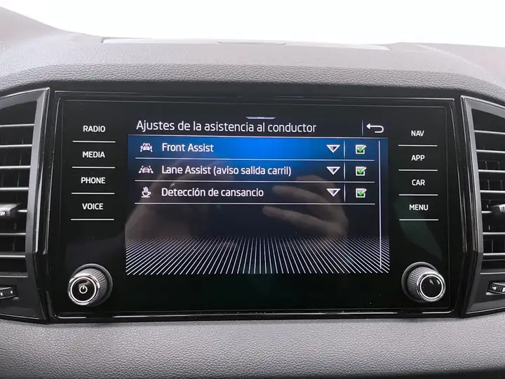 Škoda Karoq SPORTLINE 1.5 TSI DSG ACT 2023, foto 20