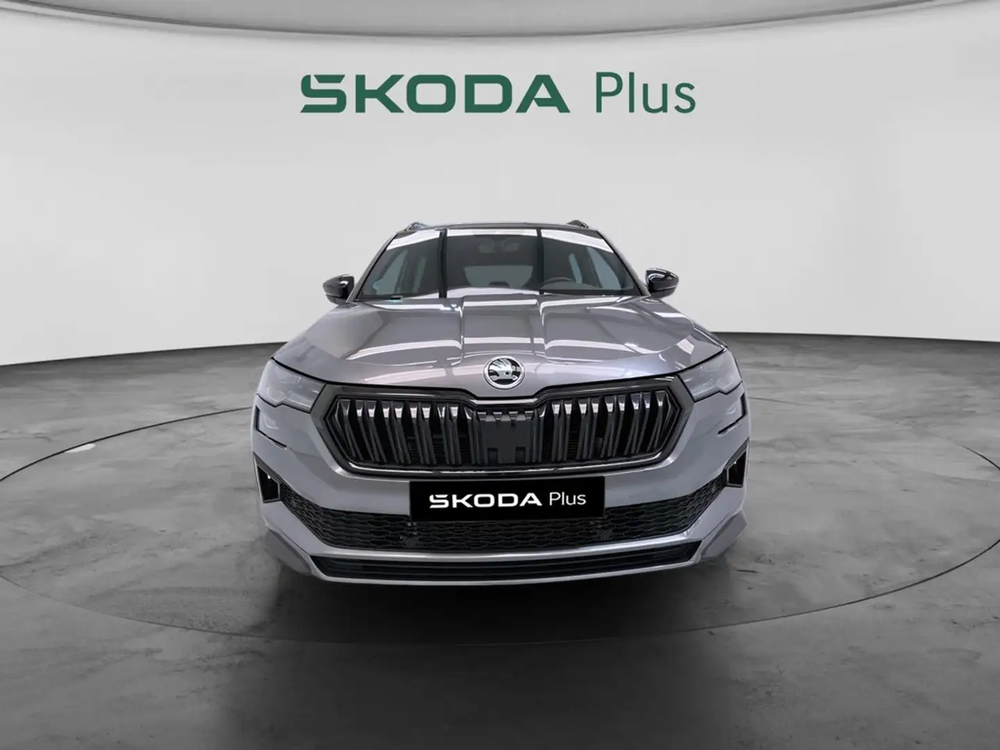 Skoda Karoq 1.5 TSI Sportline ACT 110KW Gris - 2